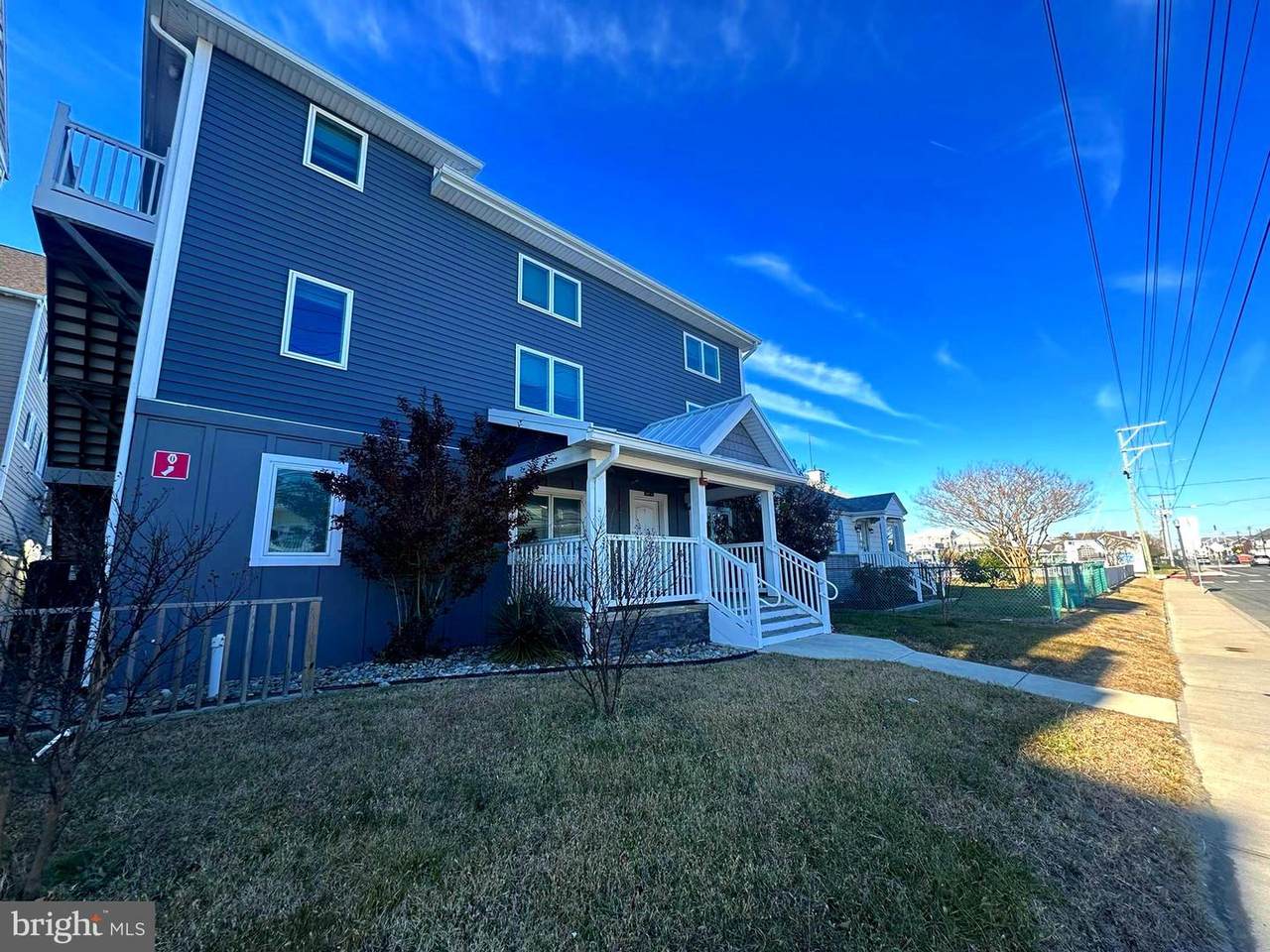 207 Saint Louis Avenue - Photo 1