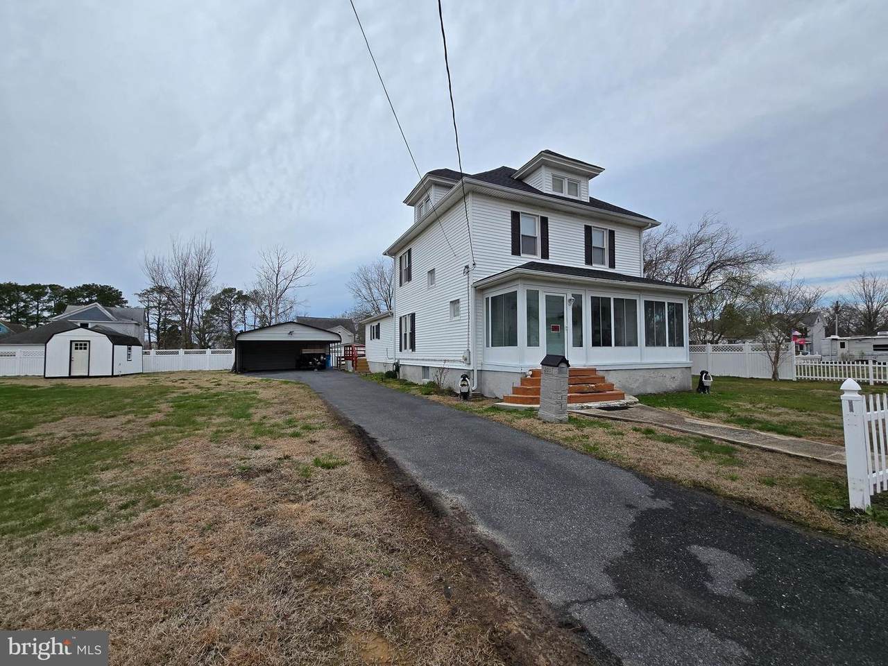 205 Myrtle Street - Photo 1