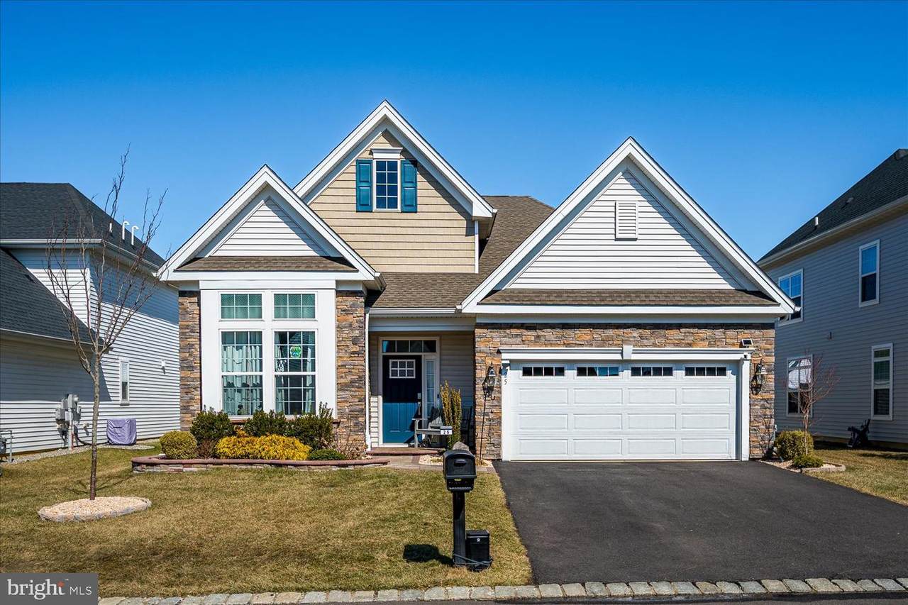 25 Starlight Drive - Photo 1