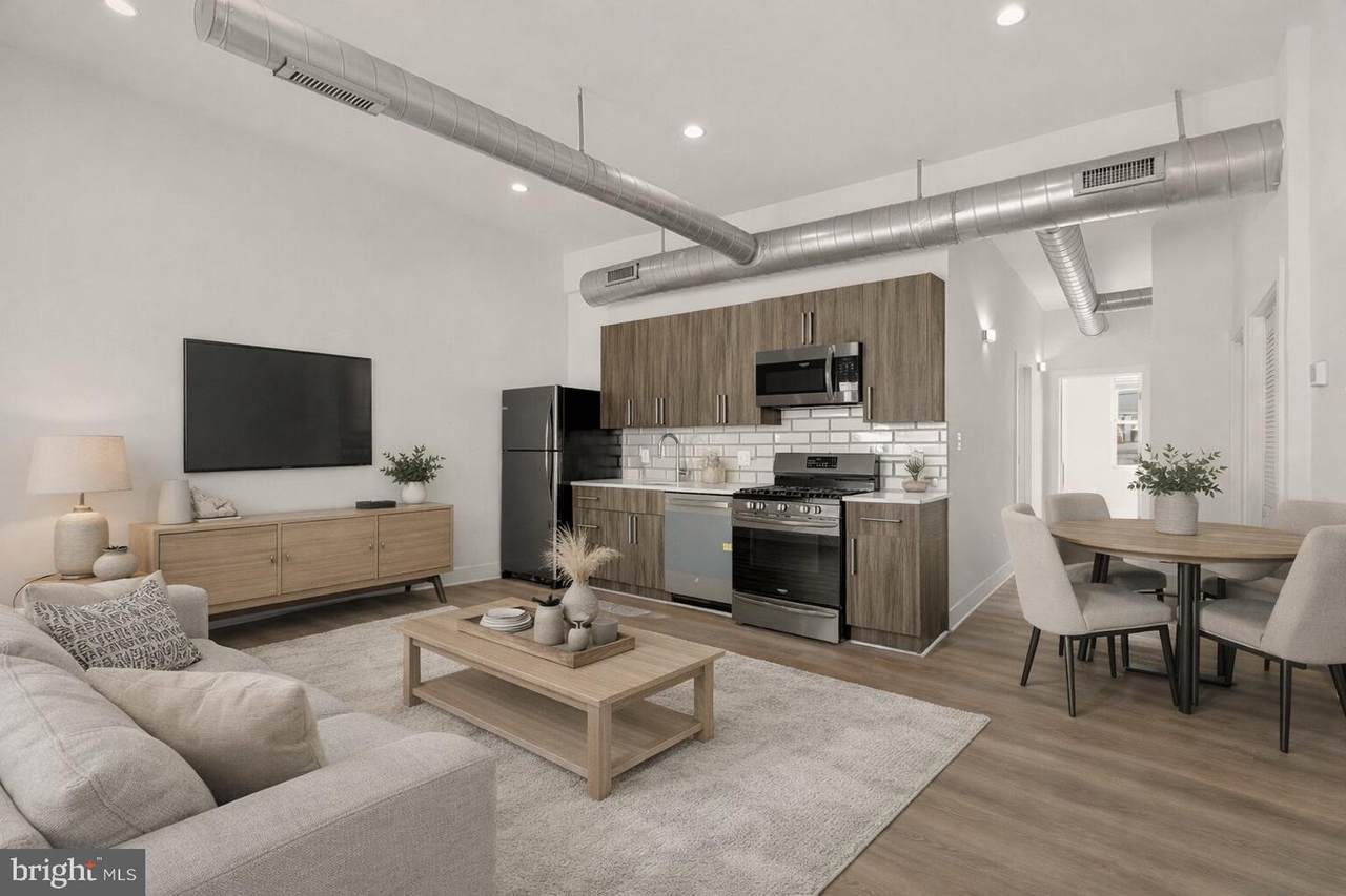 1605 F Street - Photo 1