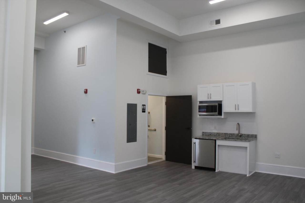 114 Court Street - Photo 1