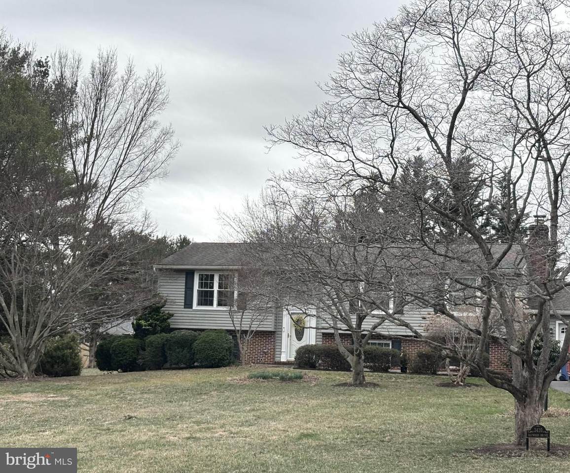 3410 Baywood Drive - Photo 1