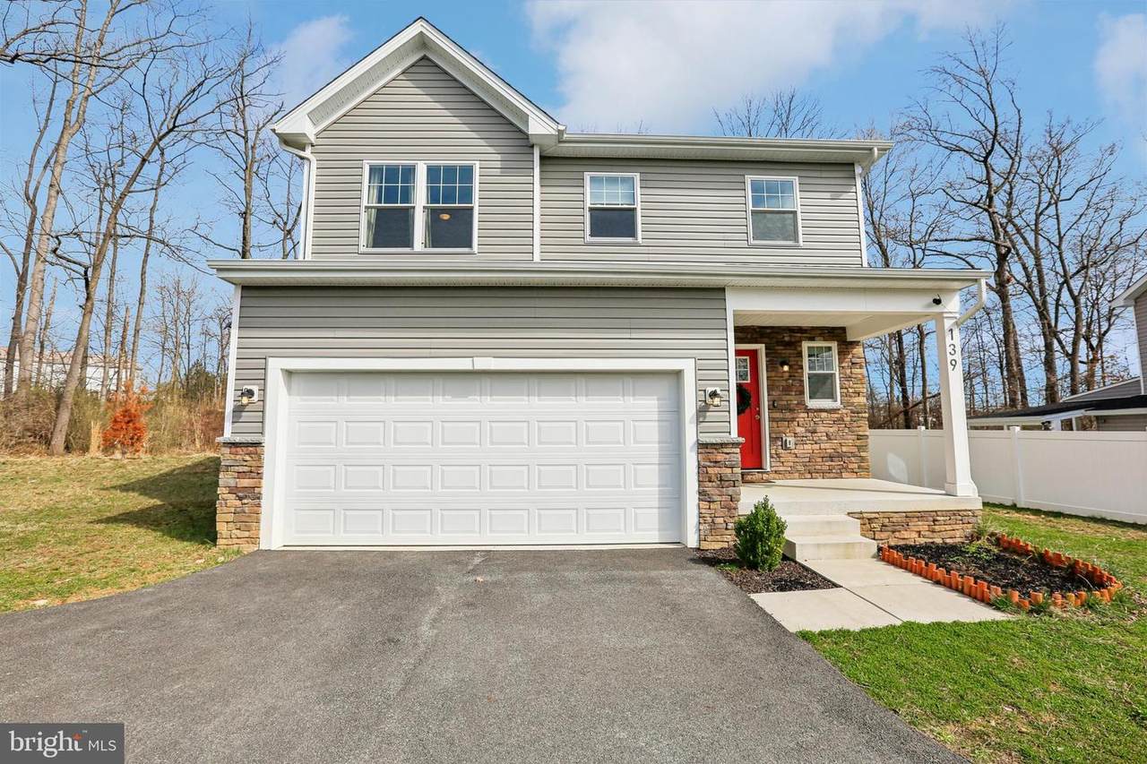 139 Transverse Avenue - Photo 1