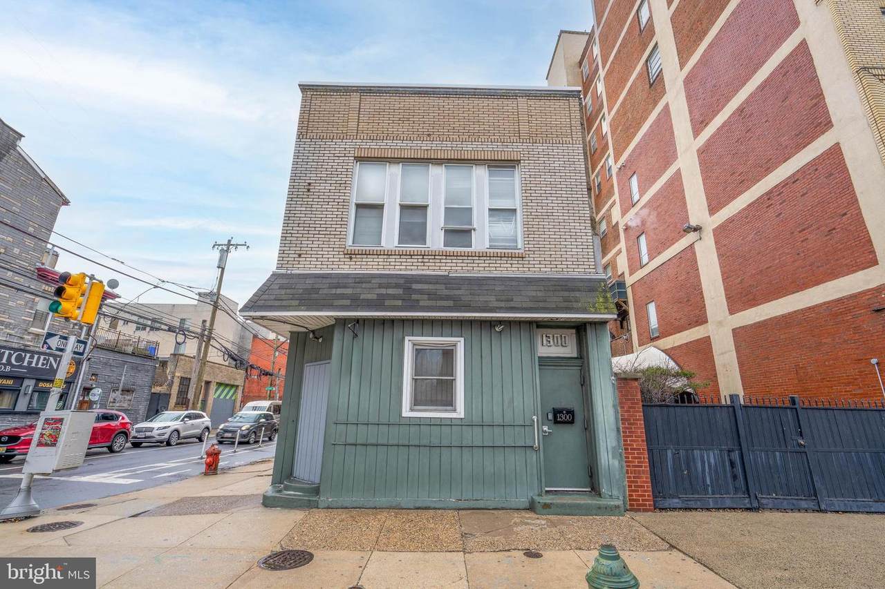 1300 Spring Garden Street - Photo 1