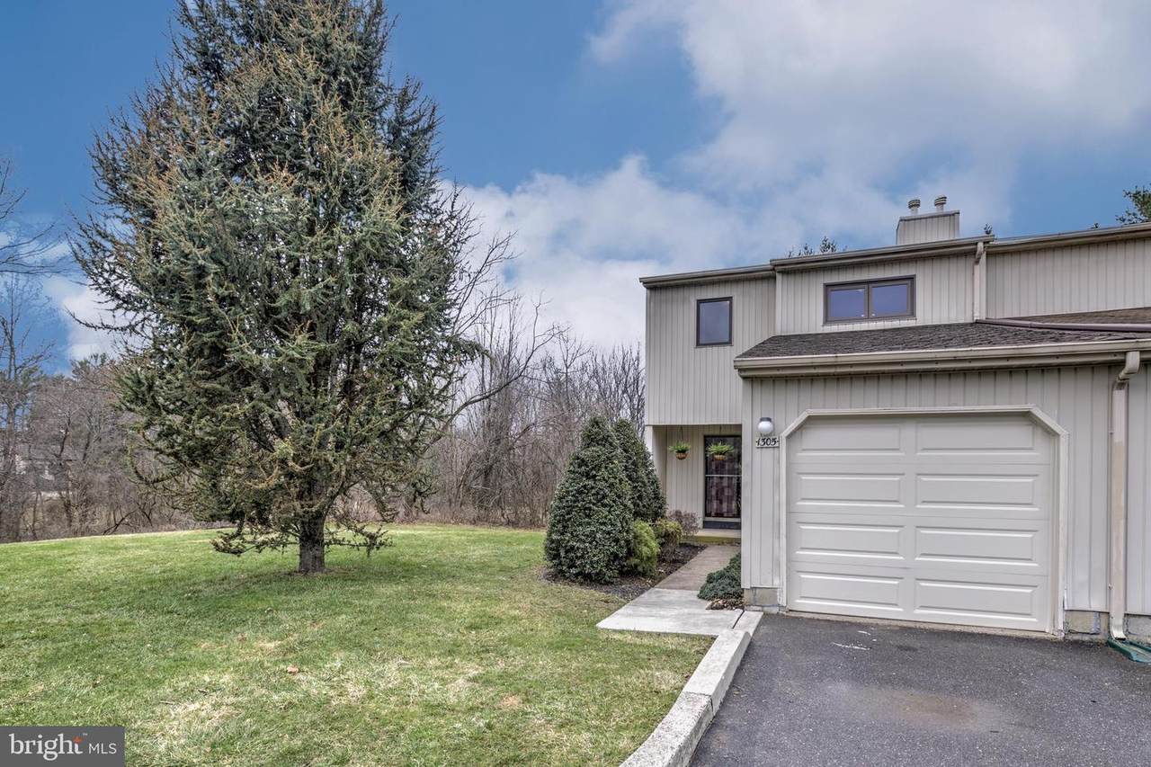 1305 Seneca Run - Photo 1