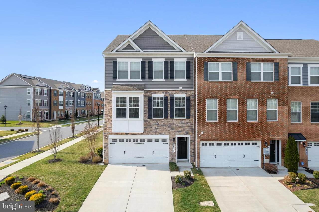 9715 Summerton Drive - Photo 1