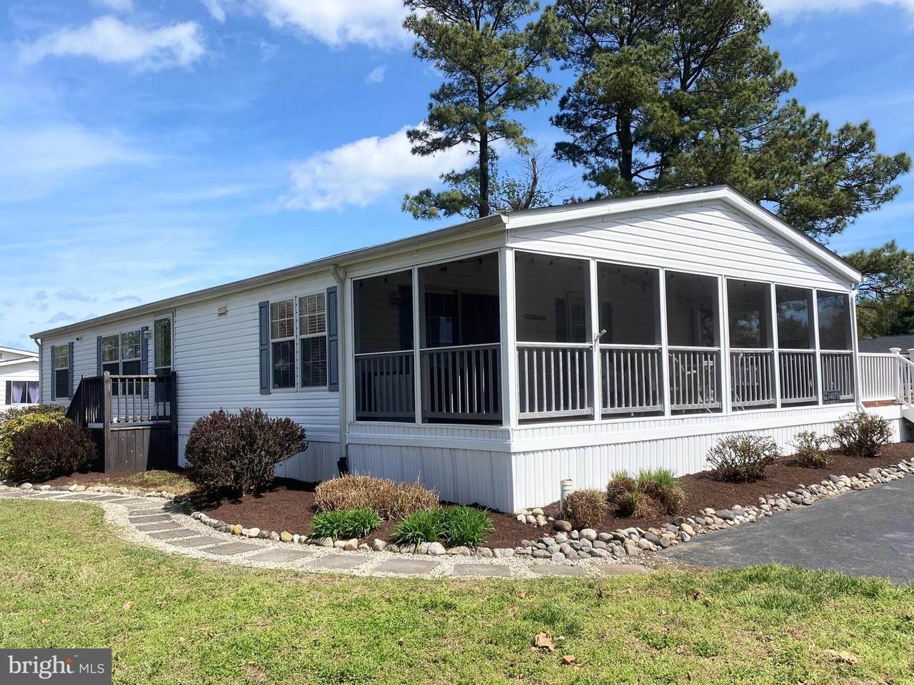 34879 Halyard Street - Photo 1