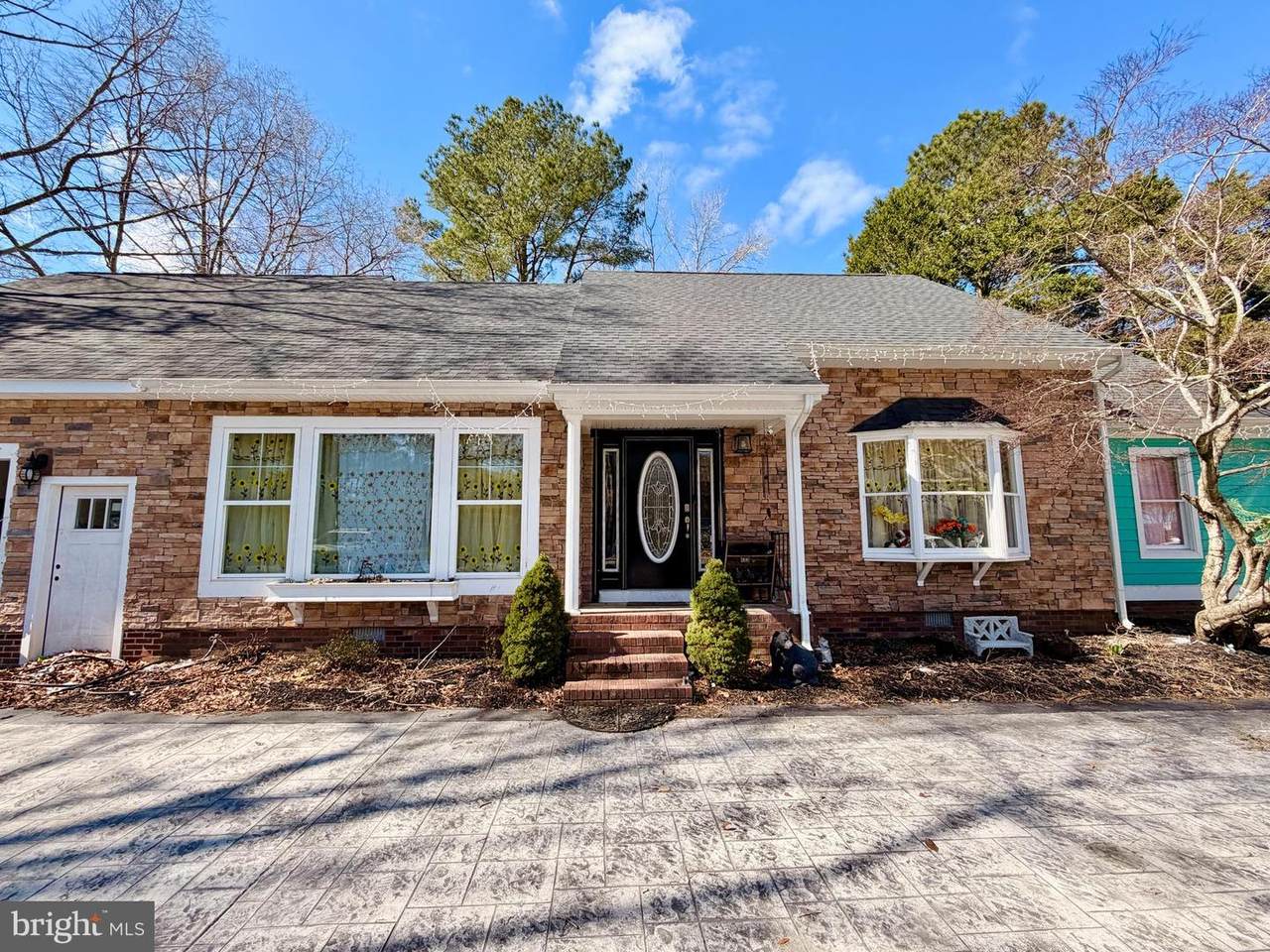 608 Main Street - Photo 1