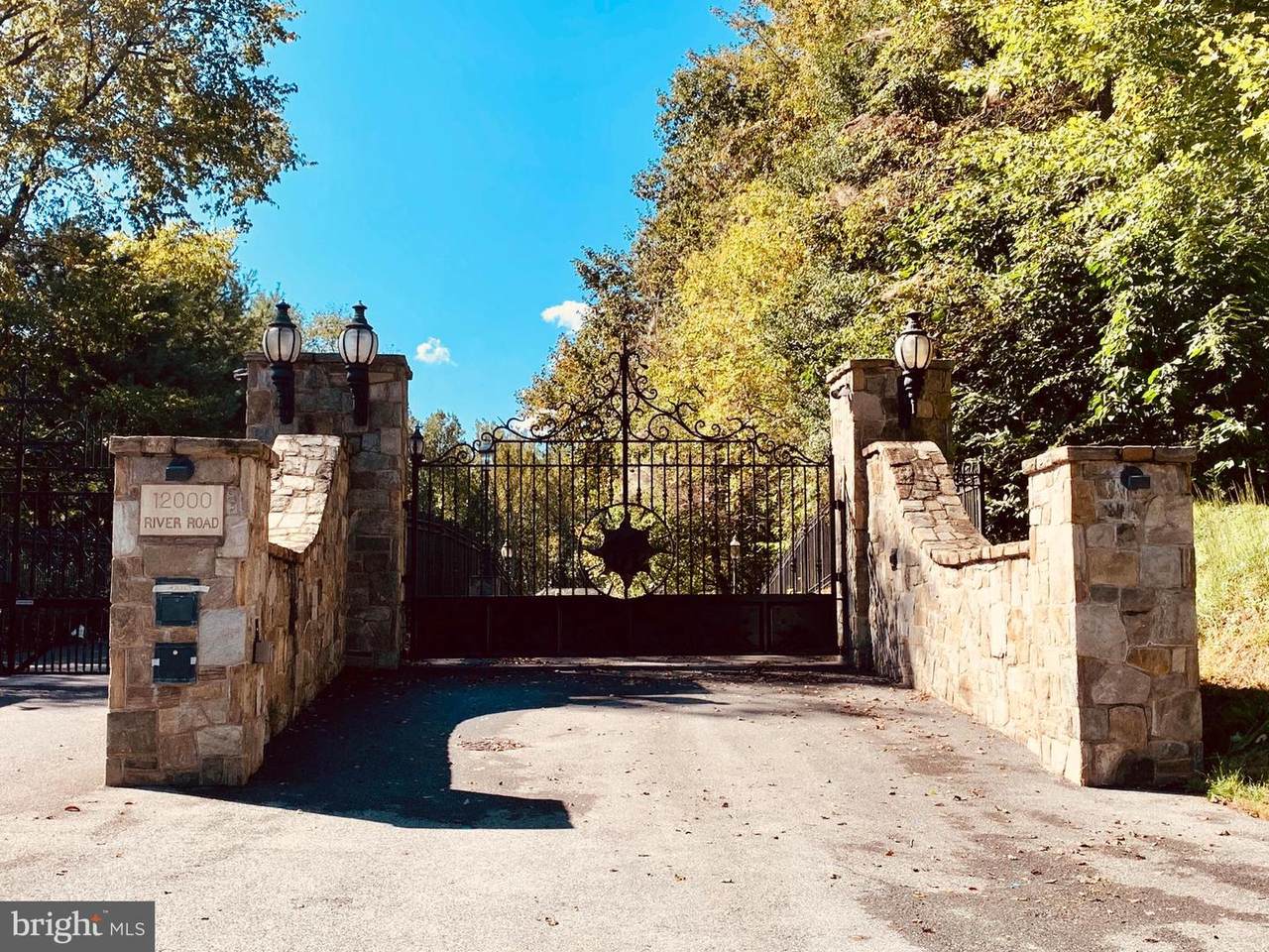 12000 River Road - Photo 1