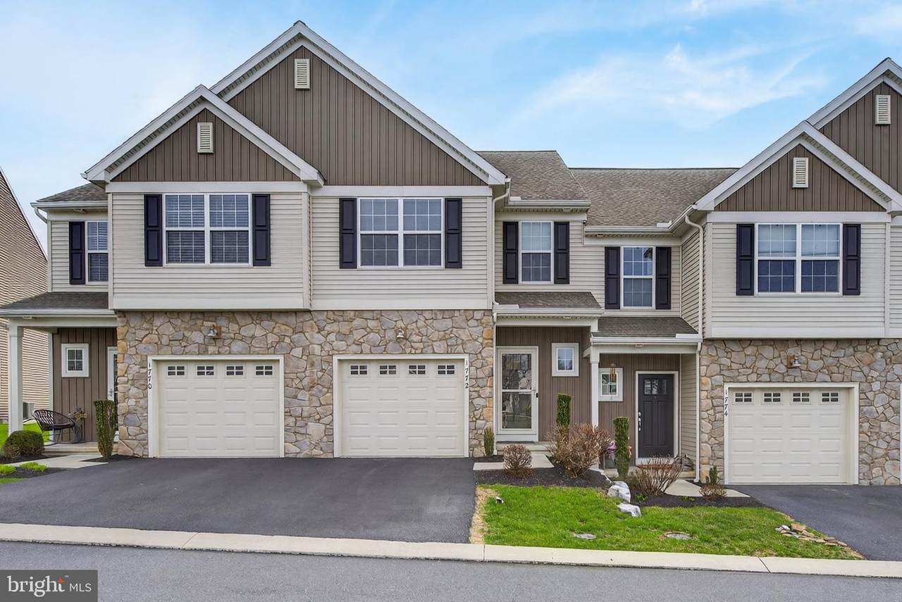 1772 Fairbank Lane - Photo 1