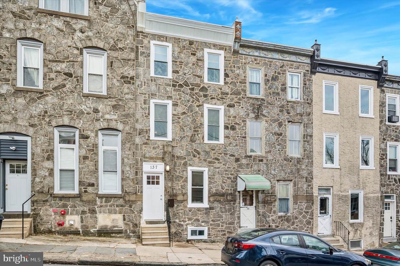 137 Vassar Street - Photo 1