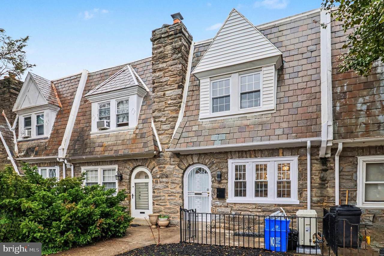 https://bt-photos.global.ssl.fastly.net/brightmls/1280_boomver_1_804653227196-2.jpg