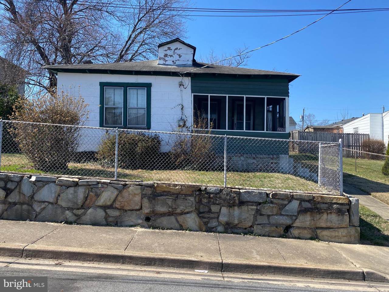 2210 Nelson Street - Photo 1