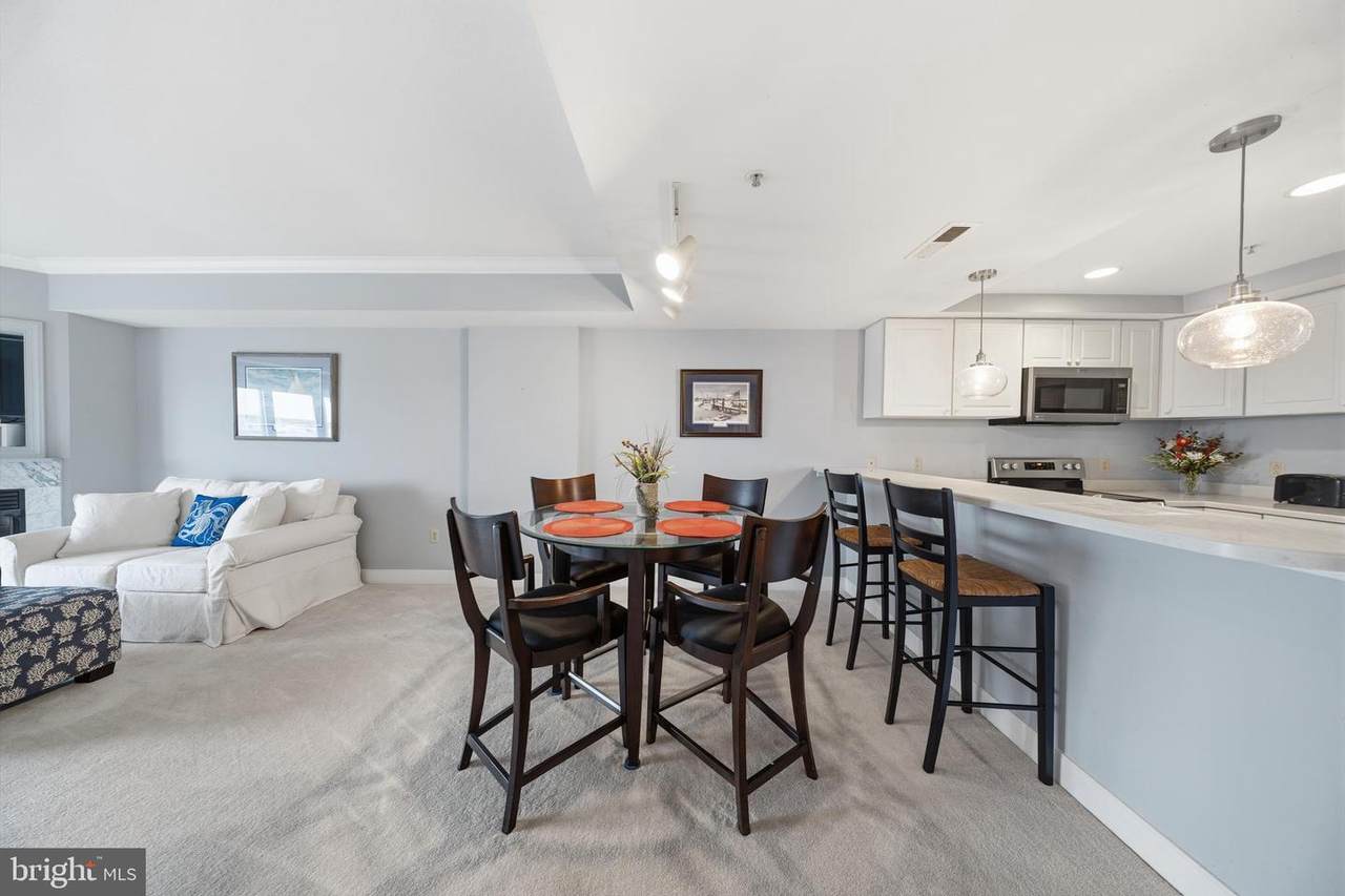 https://bt-photos.global.ssl.fastly.net/brightmls/1280_boomver_1_804655359386-2.jpg