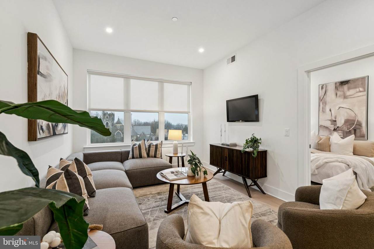 20-30 Allens Lane - Photo 1