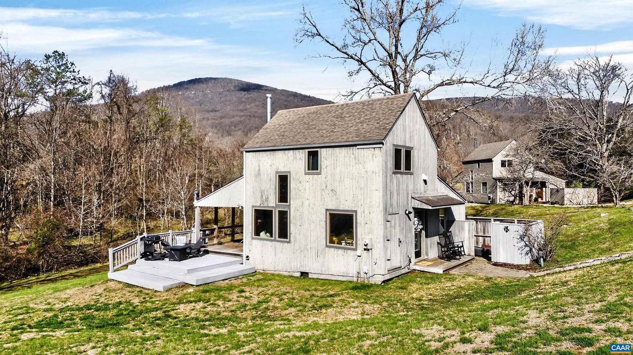 48 Meadow Ln - Photo 1