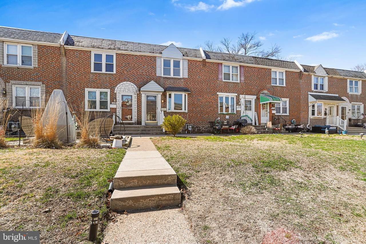 1032 Brookwood Lane - Photo 1