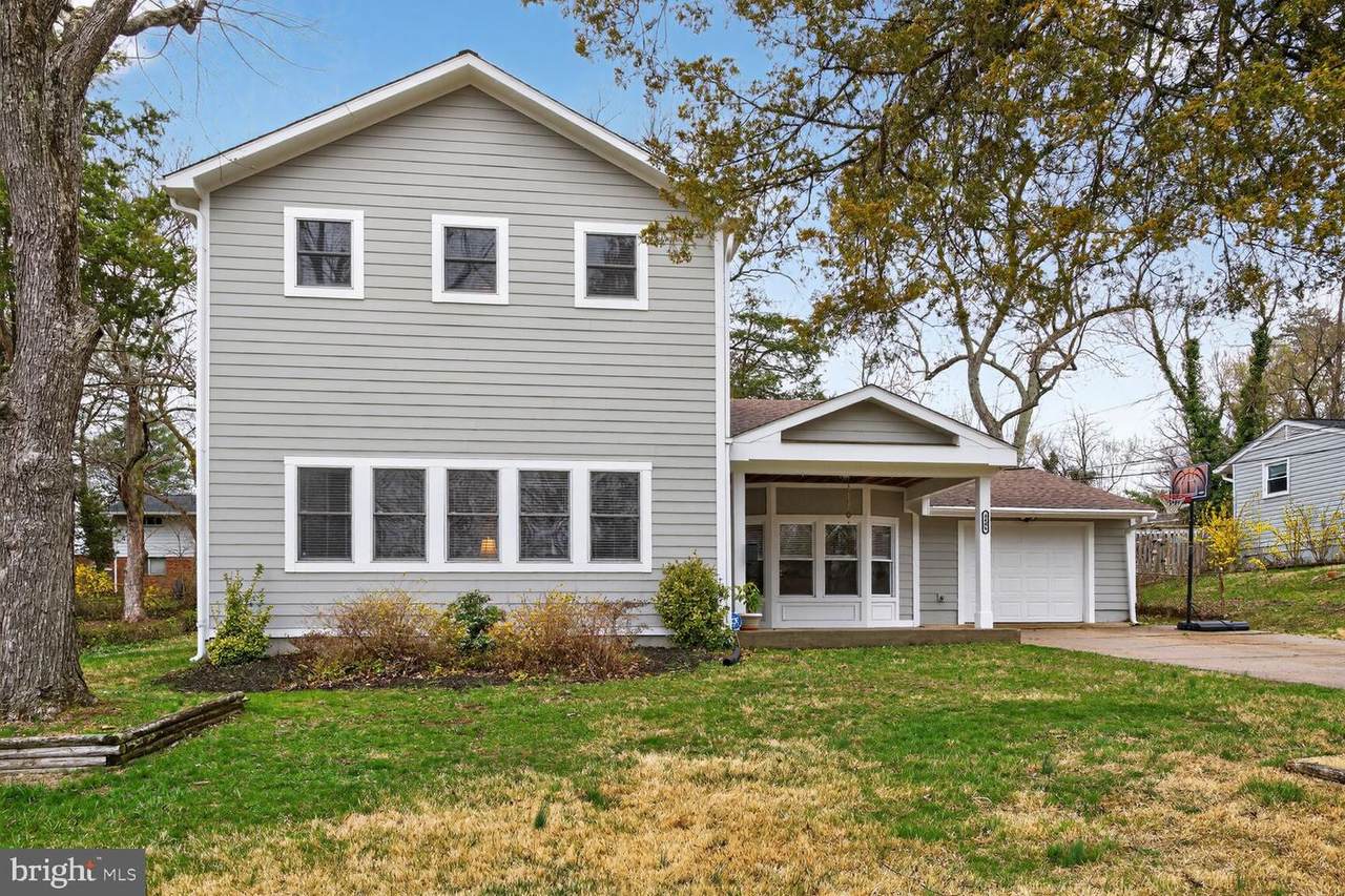 4406 Roundhill Road - Photo 1