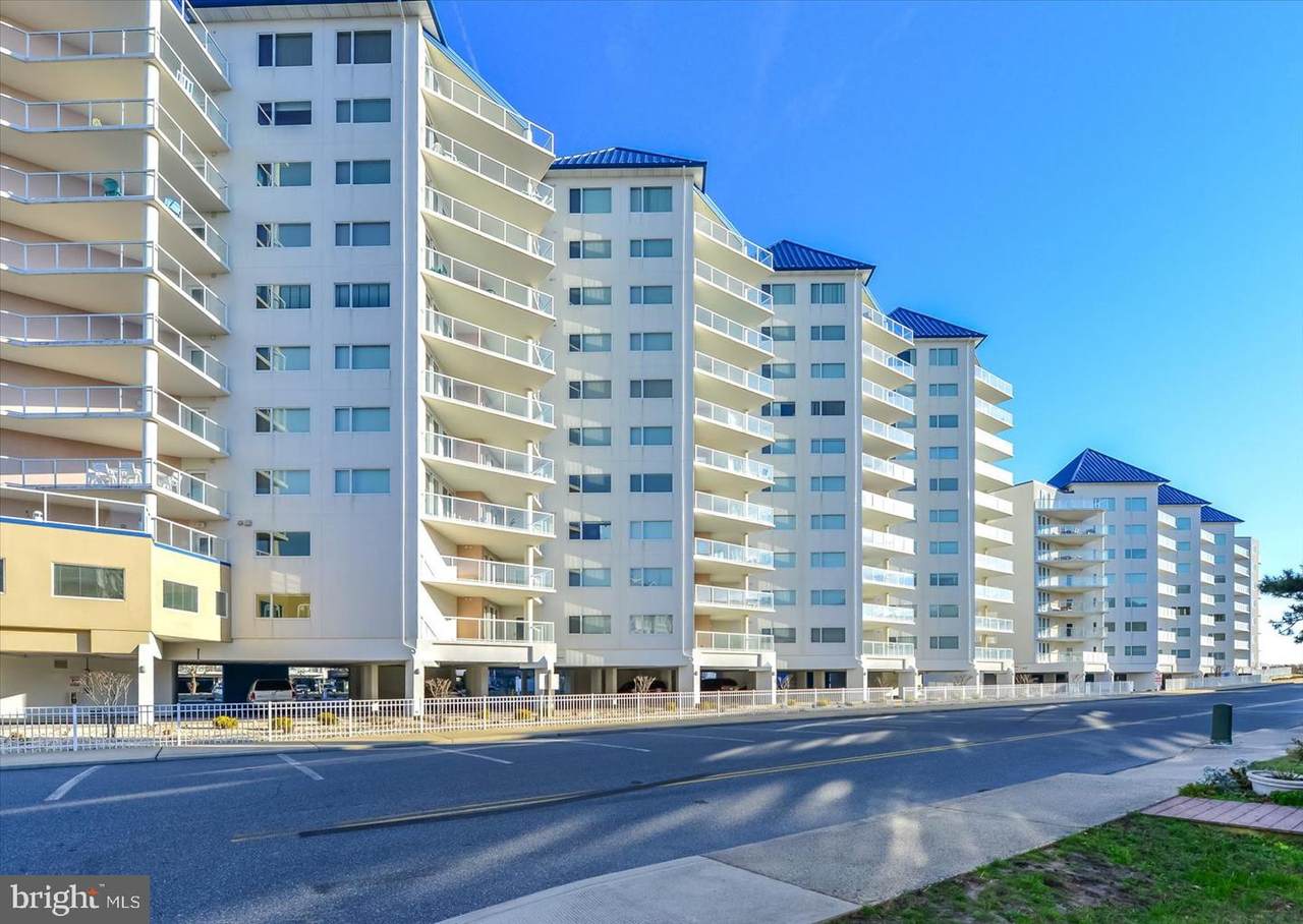 8 60TH Street - Photo 1