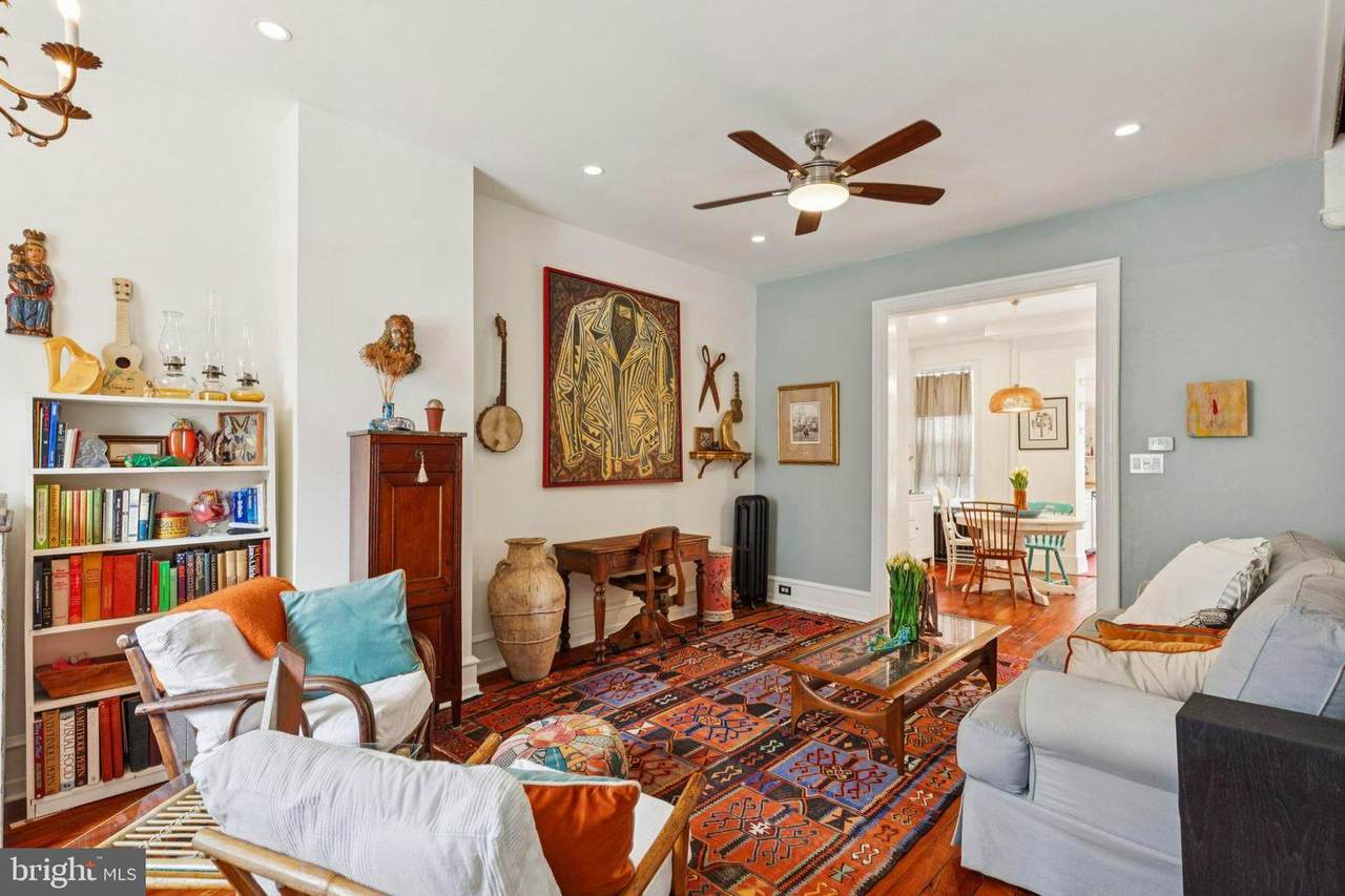 1561 Montgomery Avenue - Photo 1