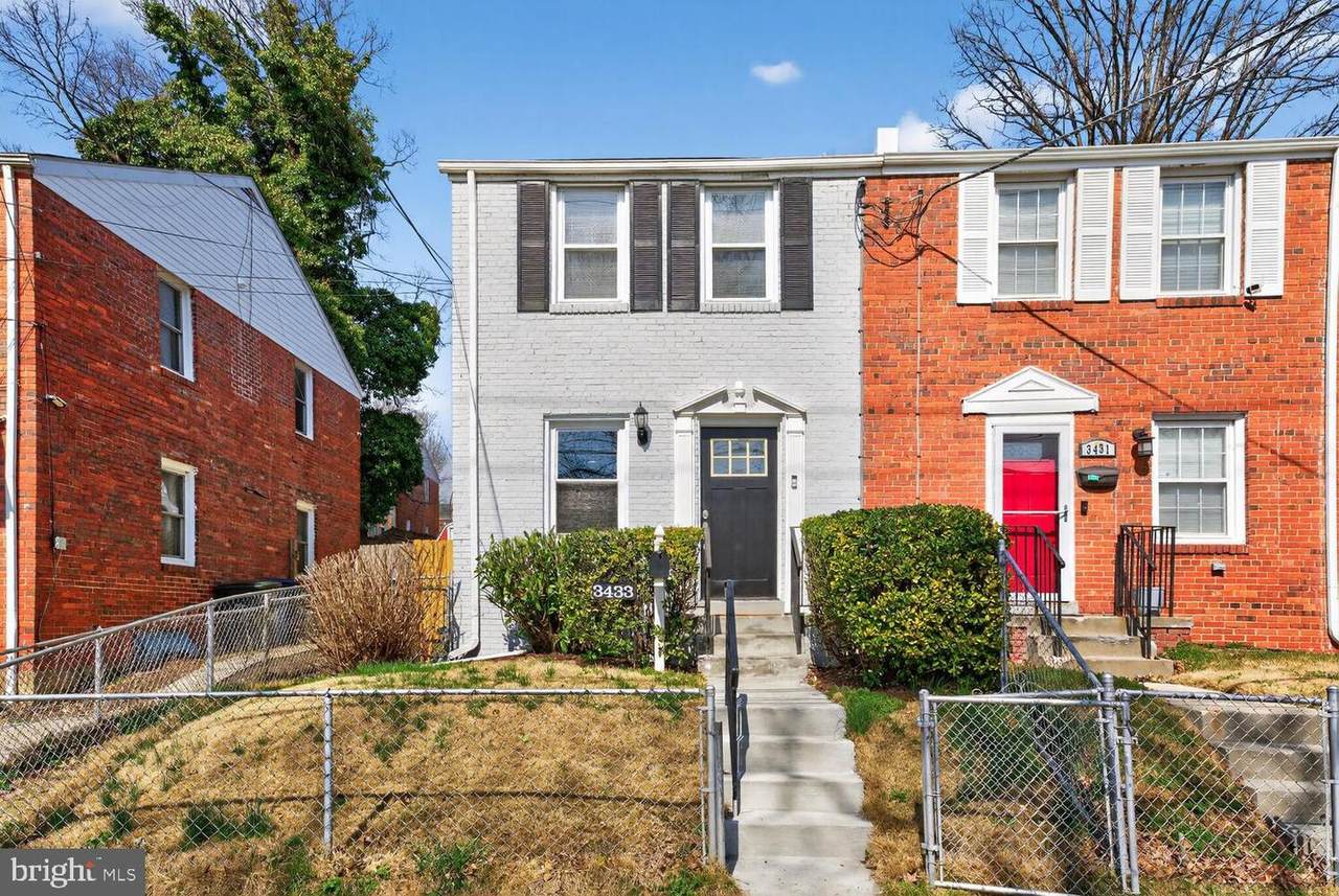 3433 25TH Street - Photo 1