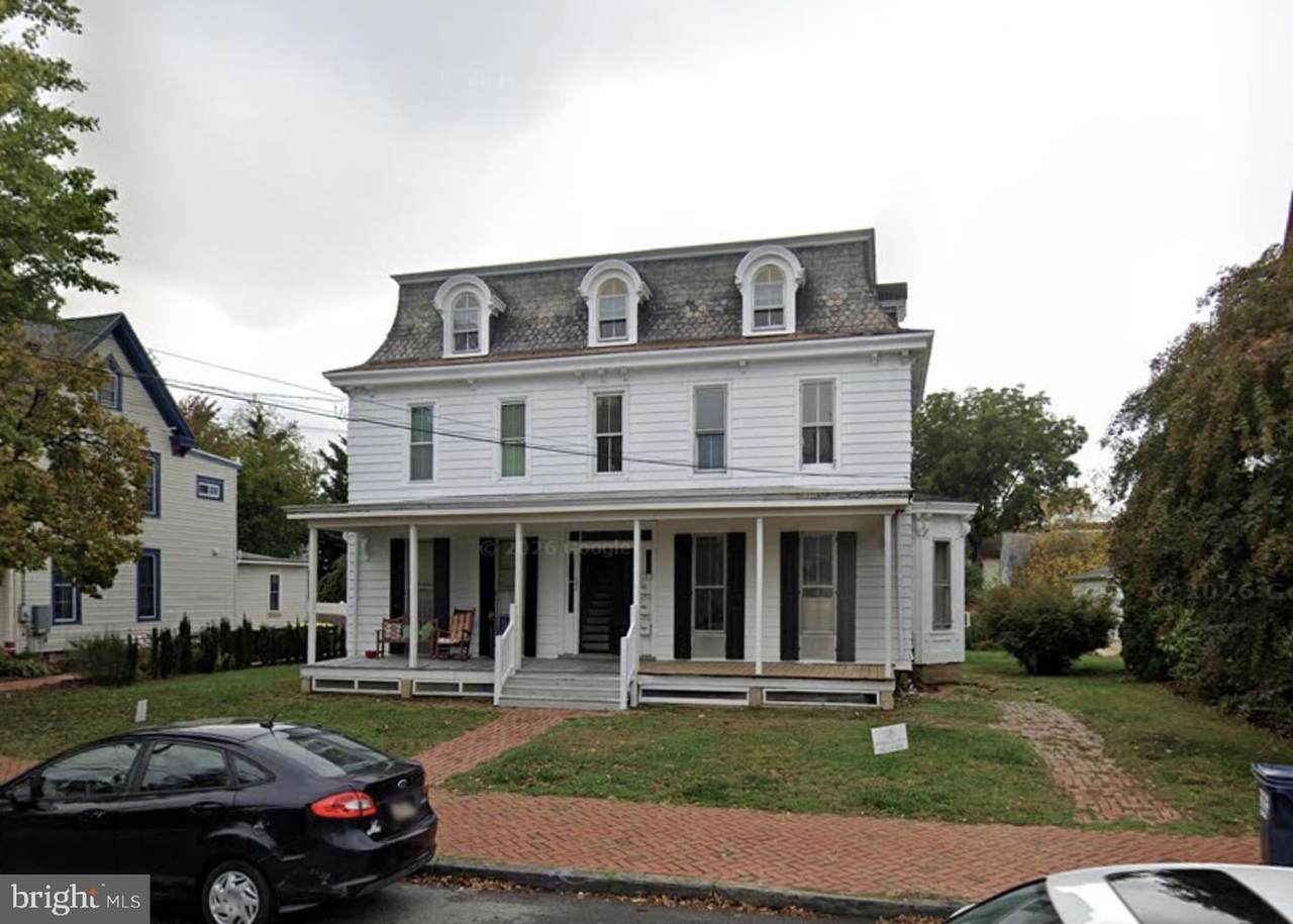102 Broad Street - Photo 1