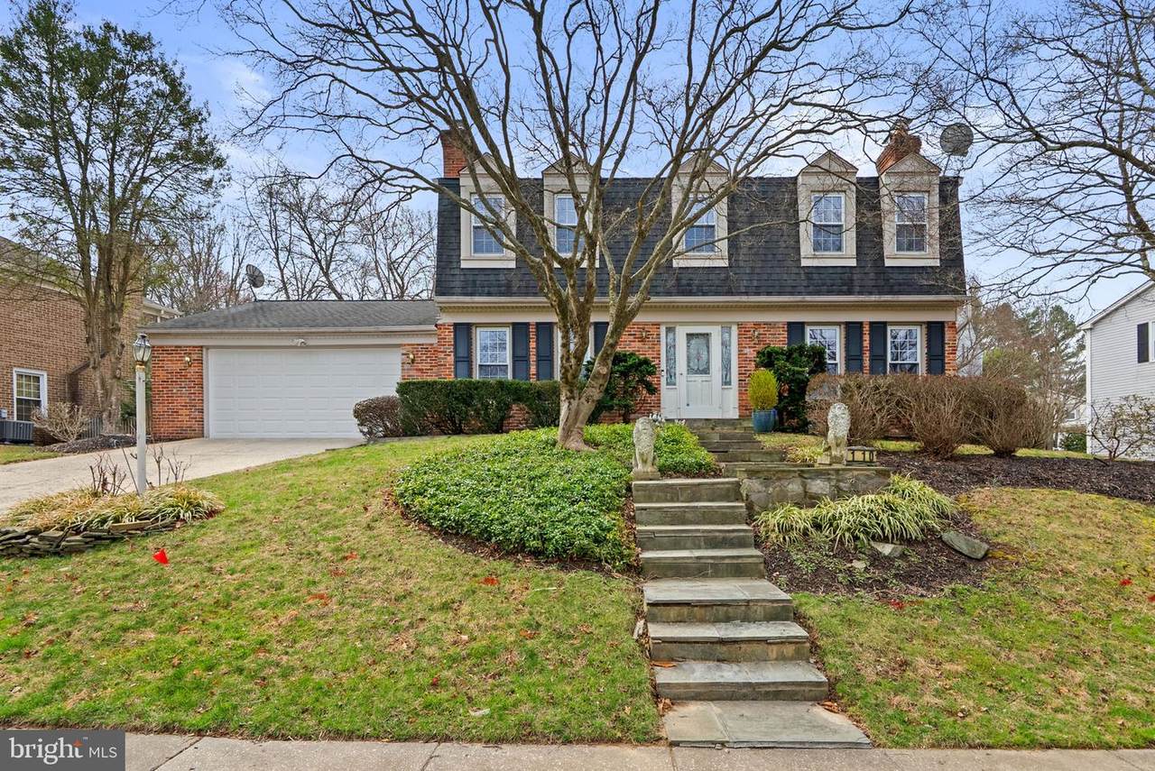 1910 Sunrise Drive - Photo 1