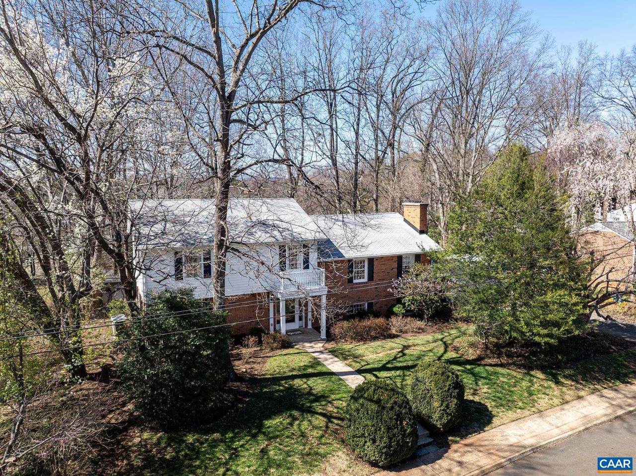 2513 Hillwood Pl - Photo 1