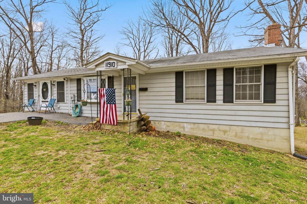 11910 Warner Road - Photo 1