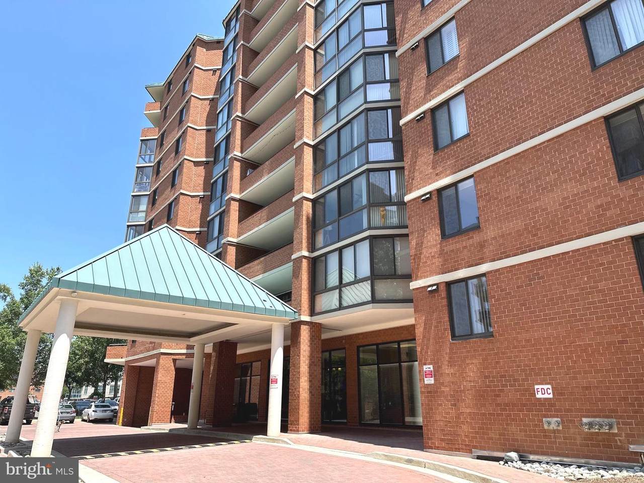 1001 Randolph Street - Photo 1