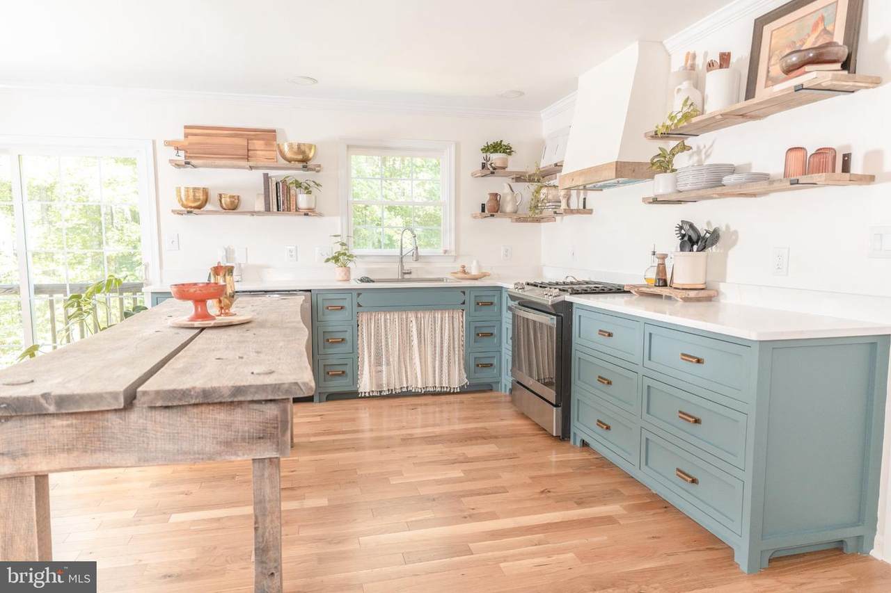 73 Village Grove Road - Photo 1