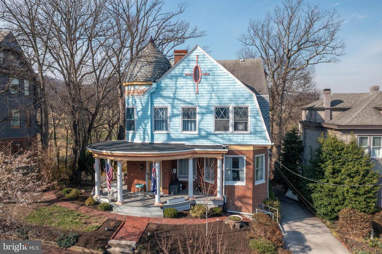 611 Washington Street - Photo 1