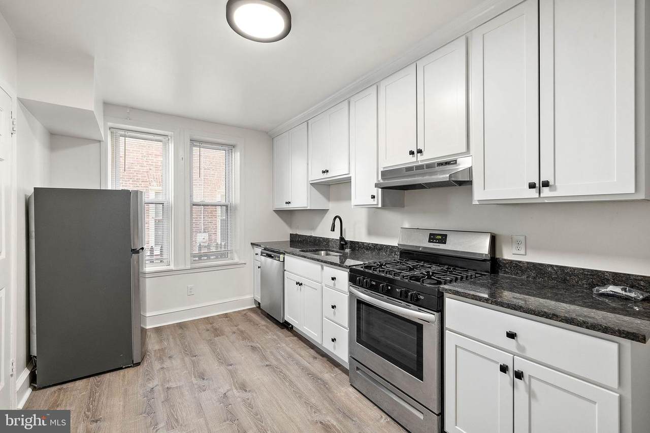 1502 14TH Street - Photo 1
