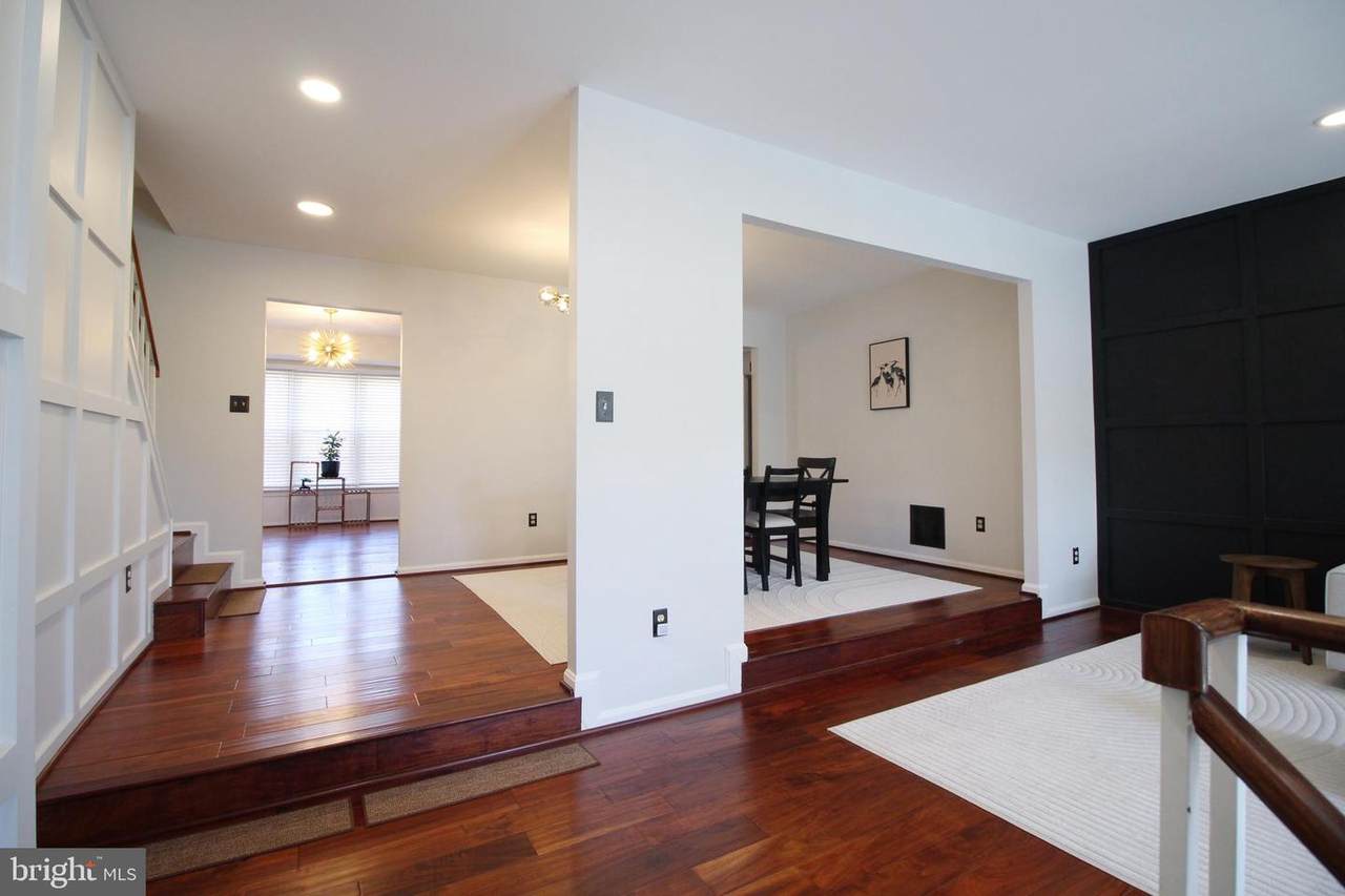 3139 Stratford Court - Photo 1