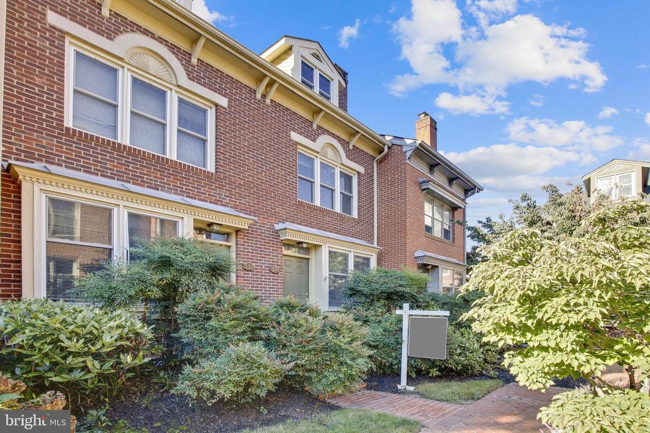 538 West Street - Photo 1
