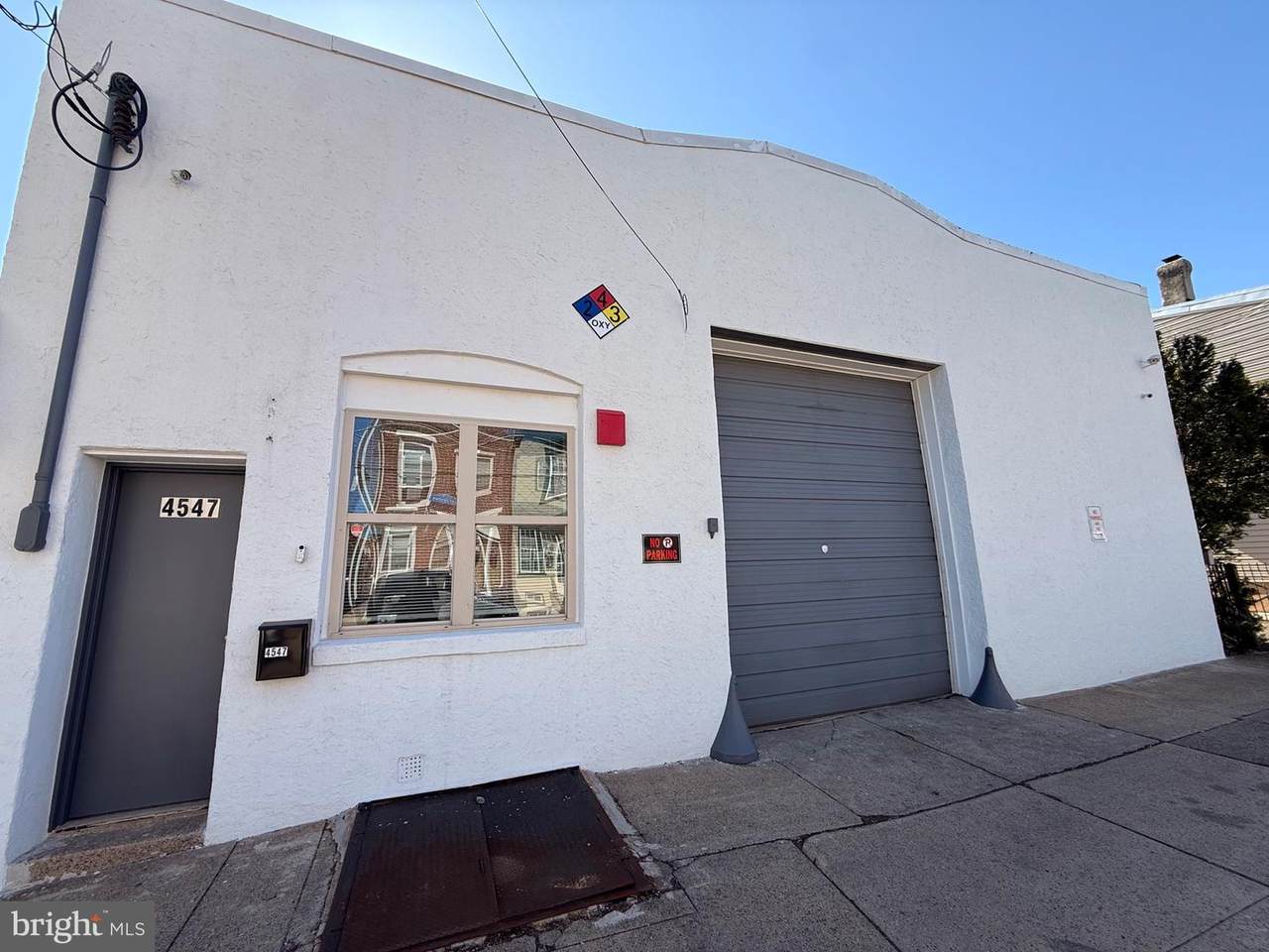 4547-49 Thompson Street - Photo 1