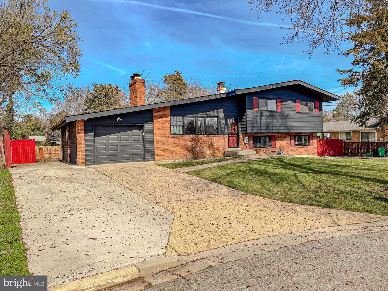 5504 Westminster Court - Photo 1