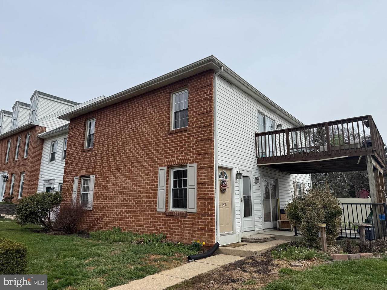 1815 English Drive - Photo 1