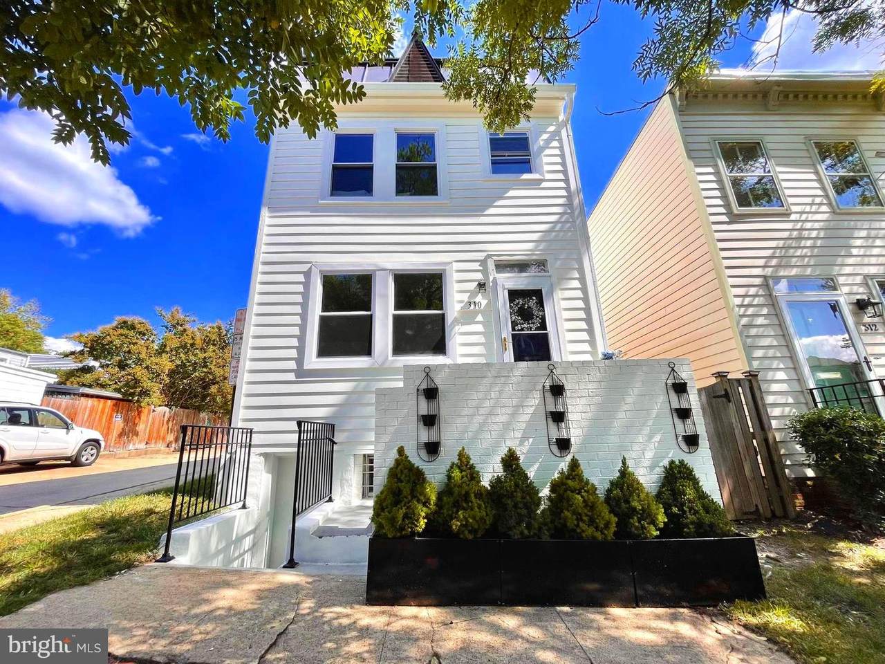 310 Alfred Street - Photo 1