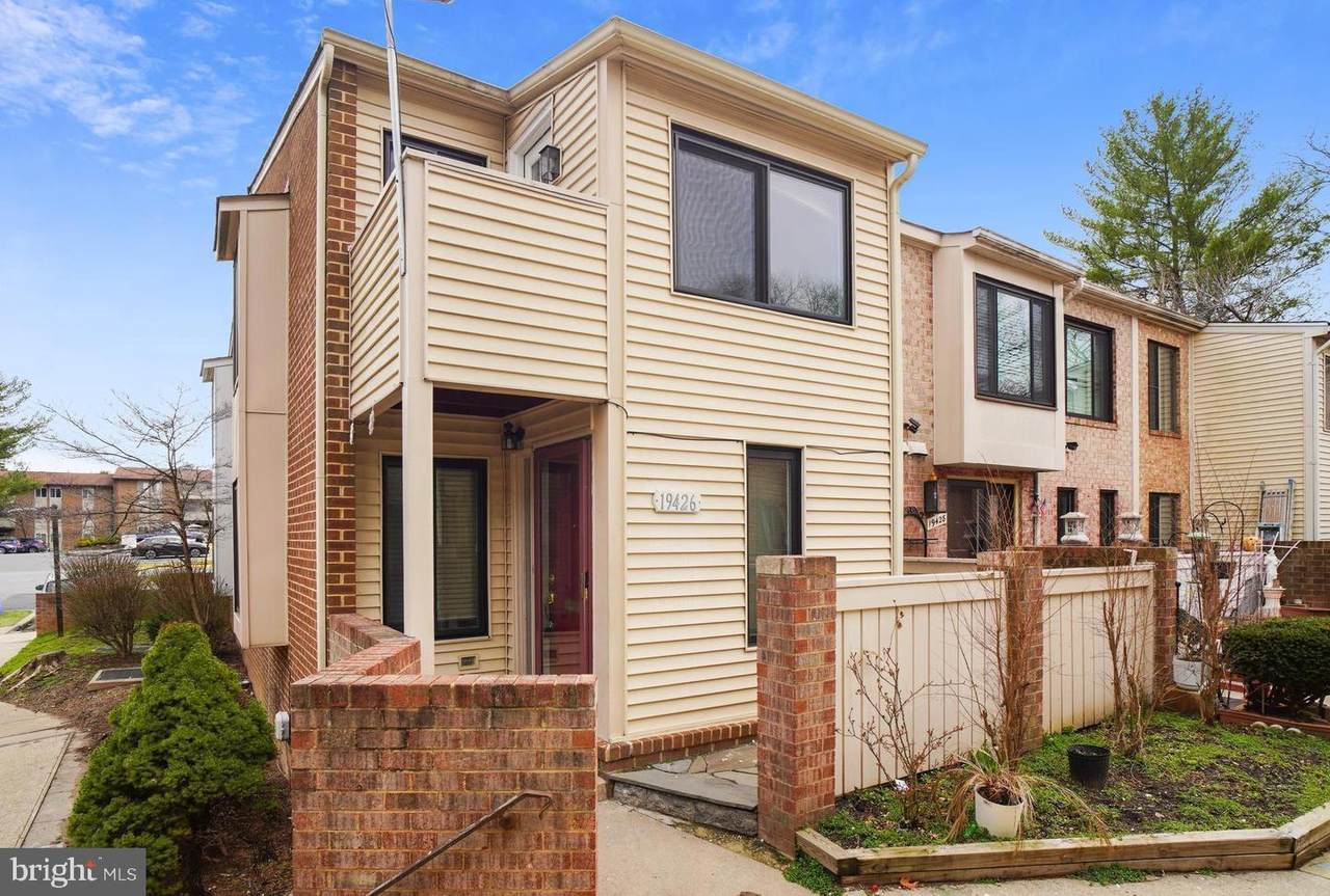 19426 Brassie Place - Photo 1