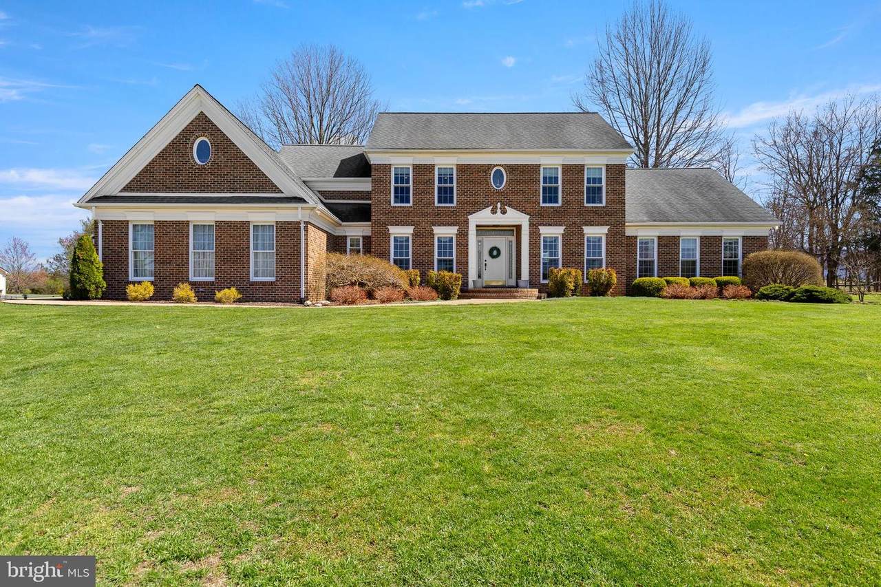 474 Beaver Lane - Photo 1