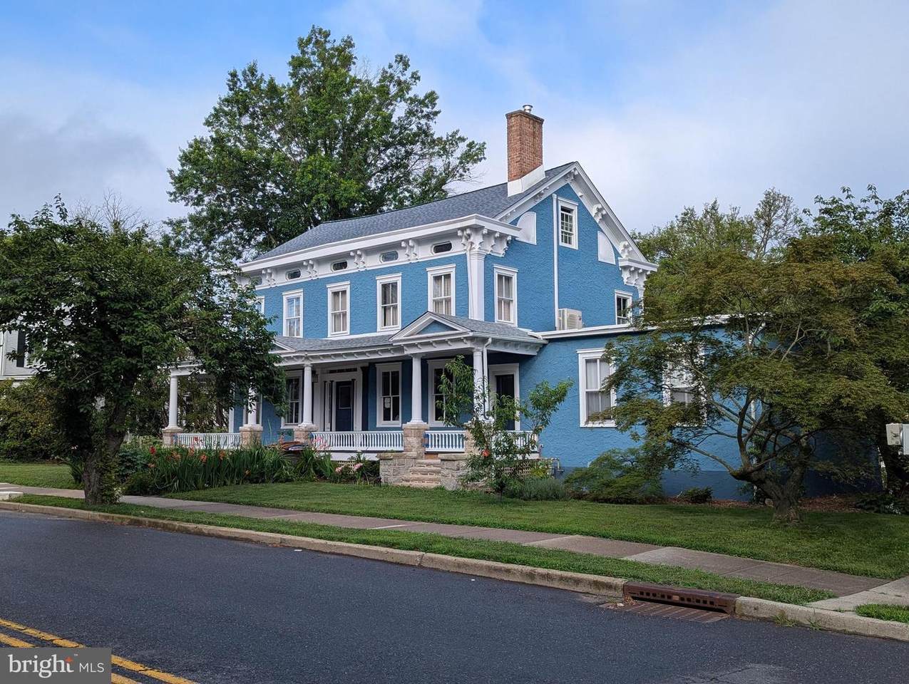 302 Main Street - Photo 1