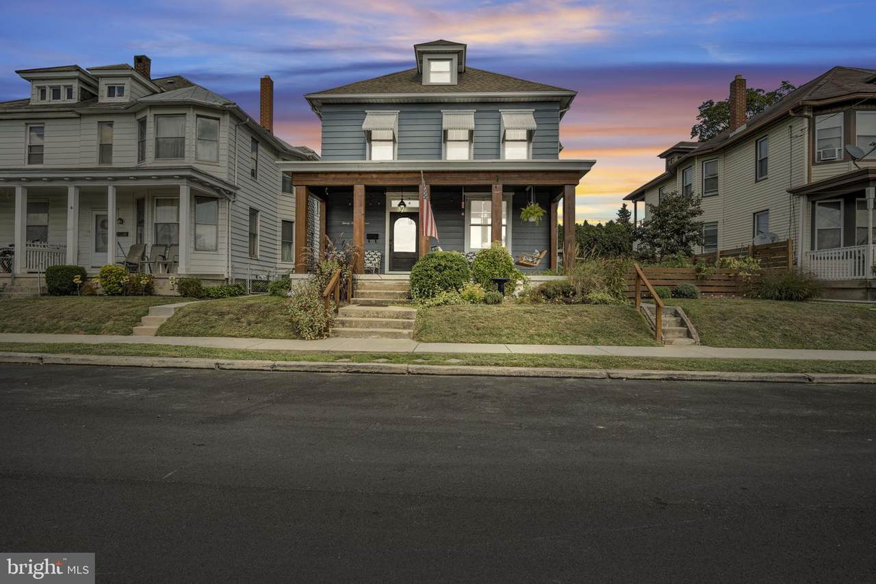 2517 2ND Street - Photo 1