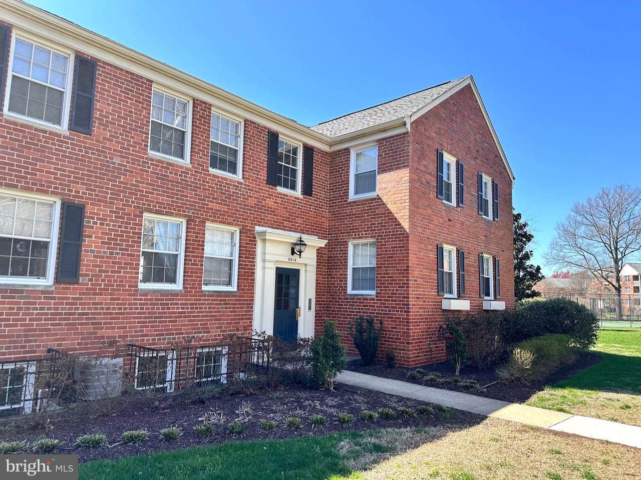 6614 10TH Street - Photo 1