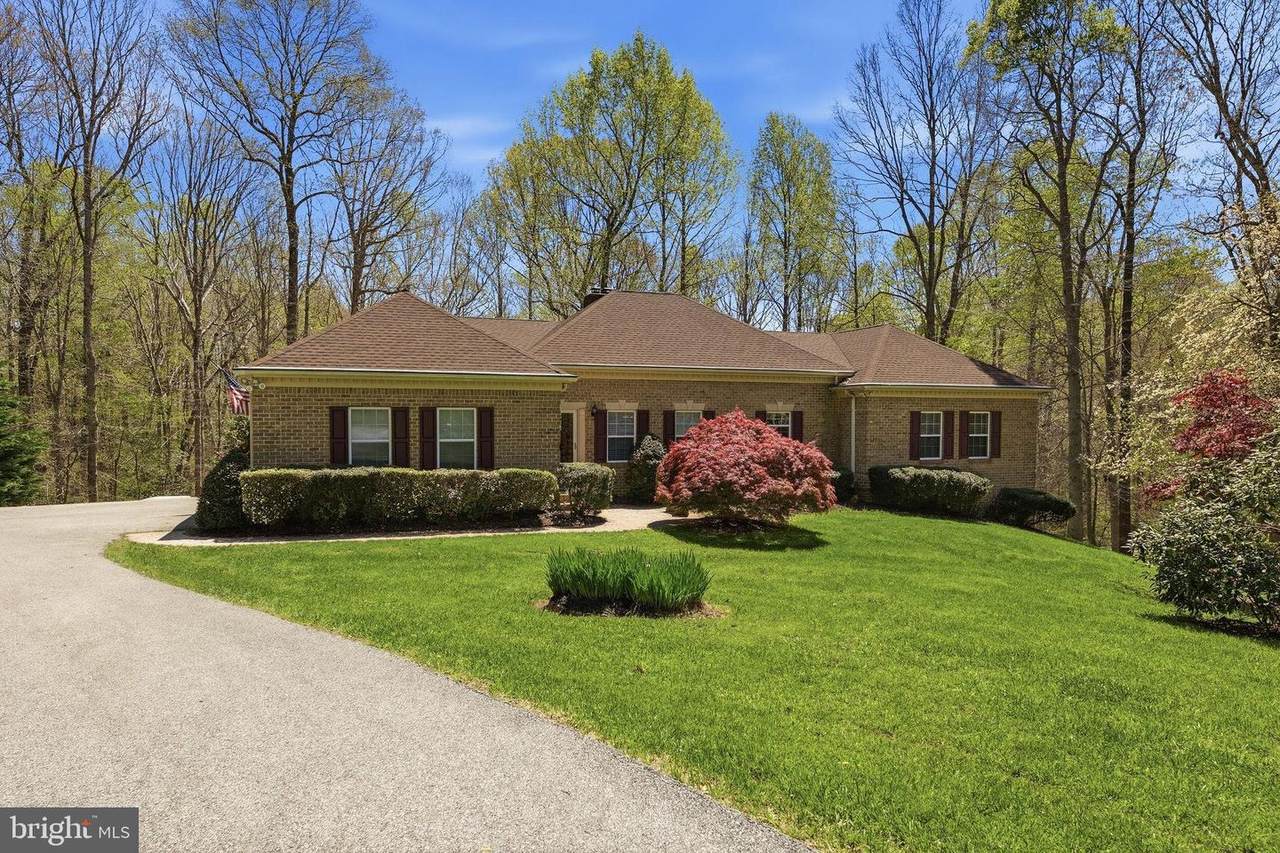 3112 Whispering Drive - Photo 1