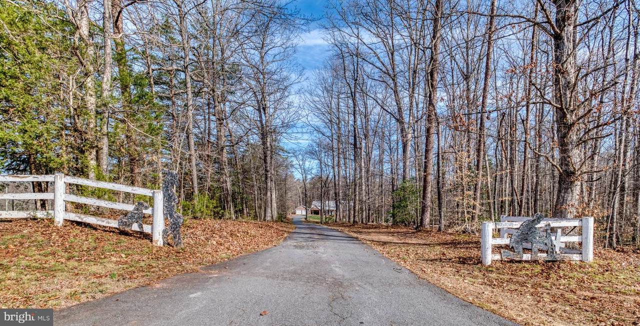 https://bt-photos.global.ssl.fastly.net/brightmls/1280_boomver_1_804685302798-2.jpg