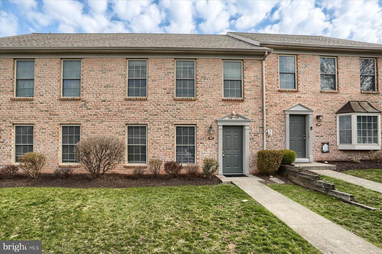 207 Saddle Ridge Drive - Photo 1