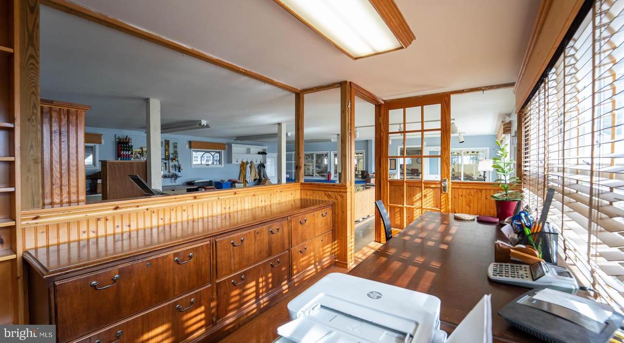 405 Winchester Creek Road - Photo 1