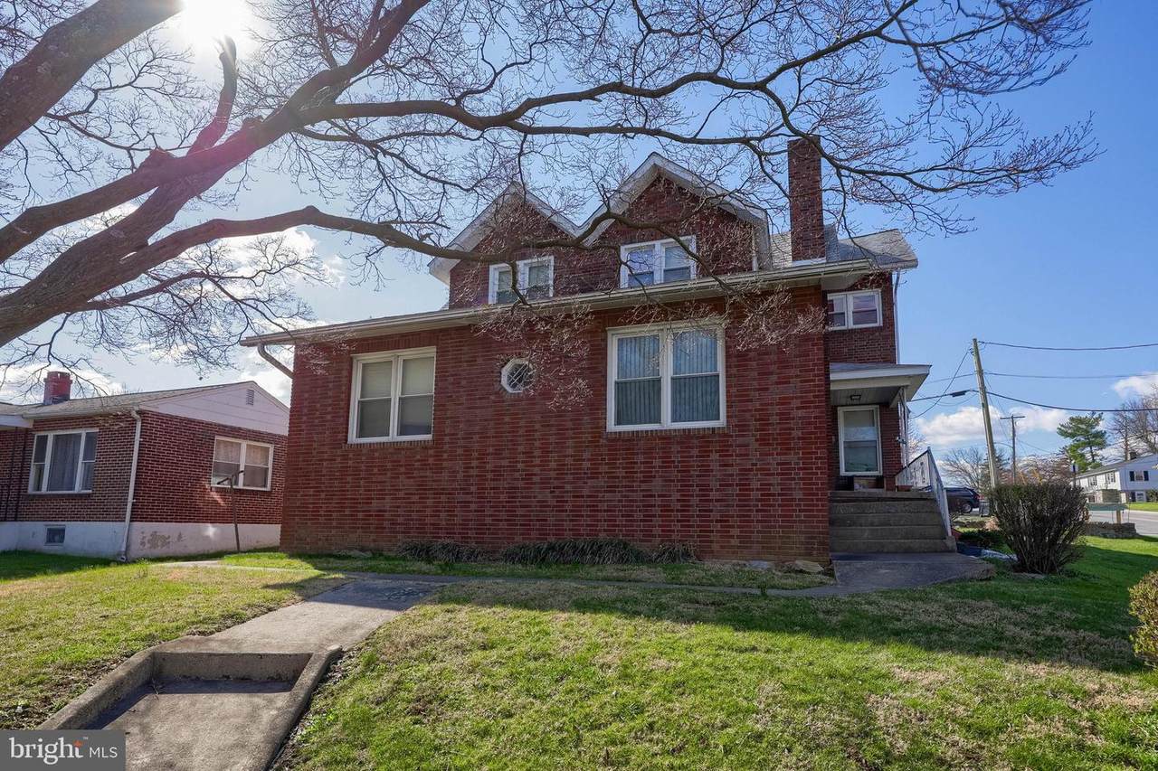 1694, 1696, 1698 Columbia Avenue - Photo 1