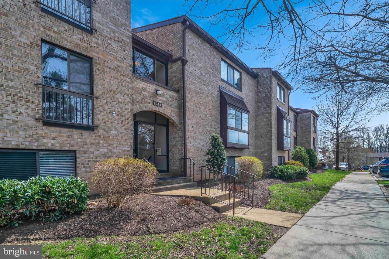 https://bt-photos.global.ssl.fastly.net/brightmls/1280_boomver_1_804691004724-2.jpg